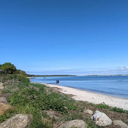 בית נופש Luxury Retreat In Park-by Traum