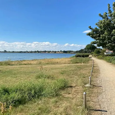 Luxury Retreat In Park-by Traum בית נופש Rørvig