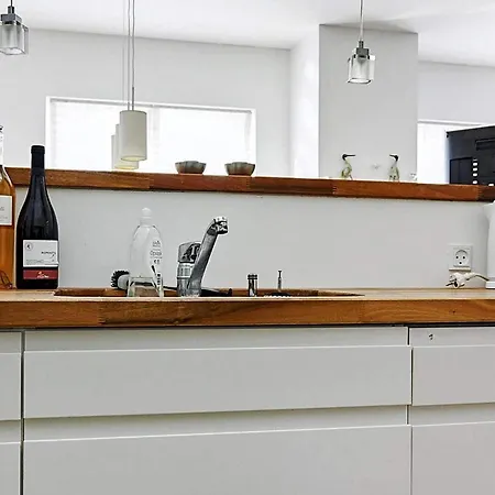 Luxury Retreat In Park-by Traum